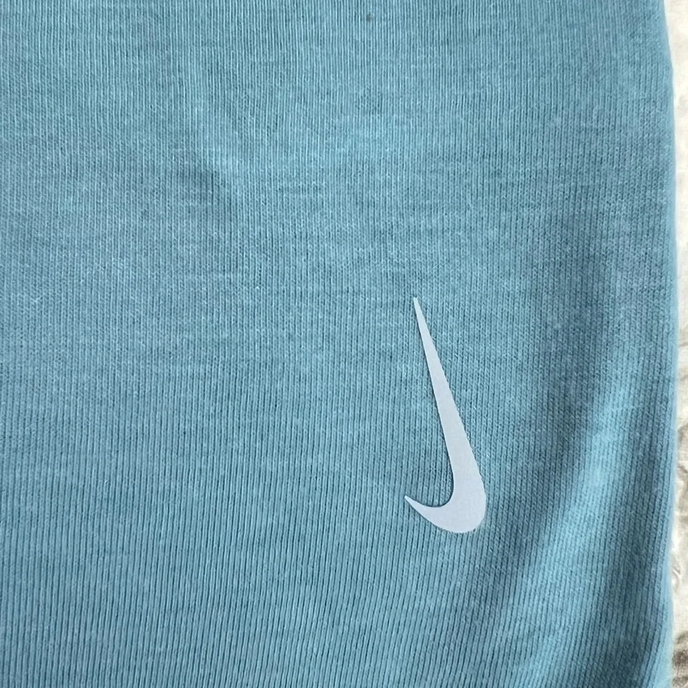 Nike sleeveless tank